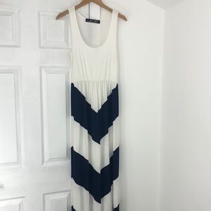 Navy & Cream Maxi Dress LG
